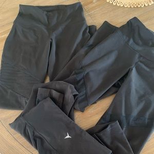 3 pairs of 7/8 length old navy workout leggings